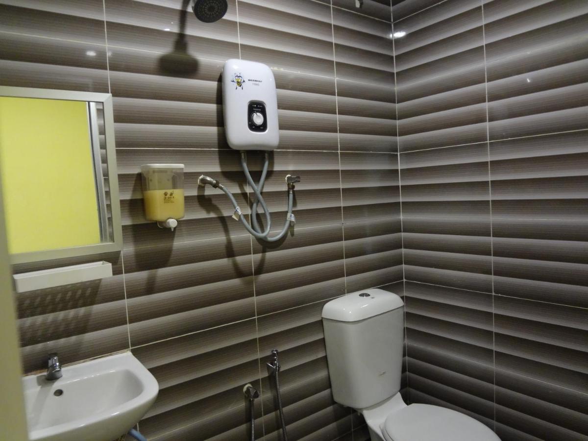 Comma Hotel Bandar Saujana Putra Εξωτερικό φωτογραφία